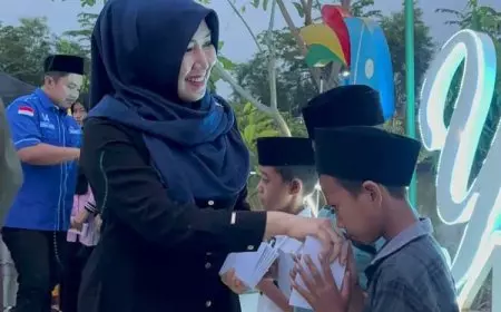 YLIA dan Partai Demokrat Gelar Buka Bersama dan Santunan Anak Yatim di Sidoarjo