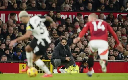 Manchester United Takluk di Old Trafford, Newcastle United Menang 2-0