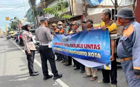 Polres Mojokerto Kota Gandeng Jukir Ciptakan Ketertiban Berlalu Lintas