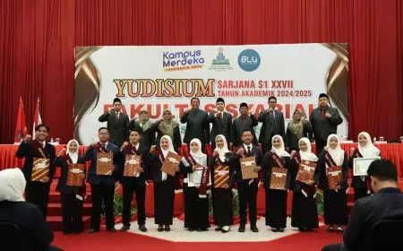 Fakultas Syariah UIN KHAS Jember Luluskan 211 Mahasiswa, Ini Daftar IPK hingga Skripsi Terbaik