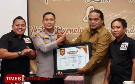 Dorong Jurnalisme Berkualitas, Kapolresta Banyuwangi Dinobatkan Jadi Pembina Utama IJTI