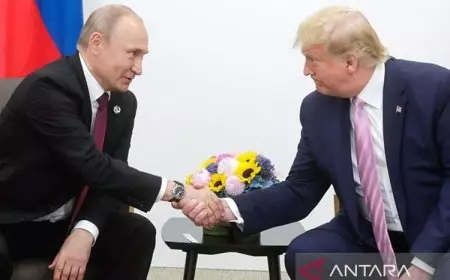 Trump Ungkap Ketegangan dengan Ukraina, Sebut Hubungannya dengan Putin Lebih Baik