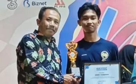 SMK Negeri 1 Sudimoro Pacitan Sabet Dua Penghargaan di Milenial Market Festival 2025