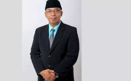 DPRD Kabupaten Banyuwangi Sekarang Punya Anggota Bergelar Doktor