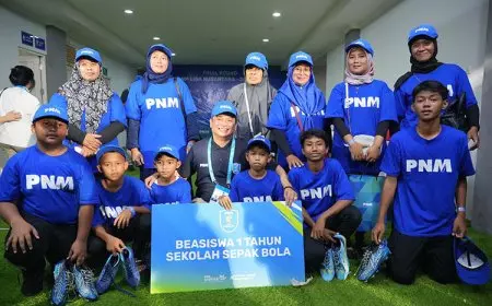PNM Dukung Mimpi Anak Nasabah Mekaar Melalui Beasiswa Sekolah Sepak Bola