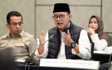 PDI P Tanyakan Efektivitas Investasi Danareksa di Garuda Indonesia