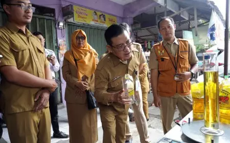 Pemkot Kediri Lakukan Uji Takar MinyaKita Kemasan 1 Liter