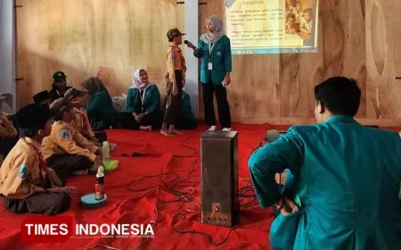 Mahasiswa KSM Unisma Malang Sosialisasikan Pentingnya Pendidikan Berkelanjutan di SD Wahidiyah Kauman