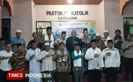 Bangun Solidaritas Umat Beragama di Sumba Timur, Paroki MBSM Buka Puasa Bersama Umat Islam