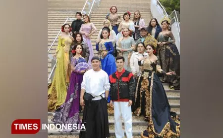 Desainer Asal Malang Andy Sugix Pamerkan Karya Kebaya di Hong Kong