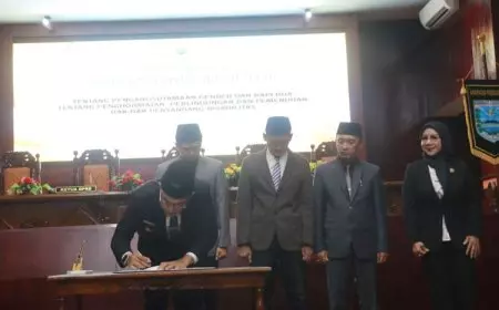 Pemkab Probolinggo dan DPRD Teken Persetujuan Raperda PUG dan Disabilitas