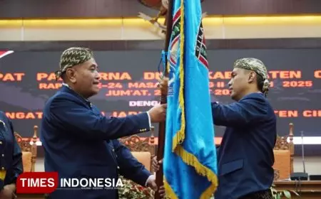 Bupati Cilacap Terima Pataka, Siap Emban Kepercayaan Masyarakat 5 Tahun  ke Depan