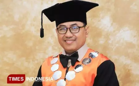 Prof Khoirul Anwar Ditetapkan Sebagai Rektor UM Gresik Periode 2025-2029
