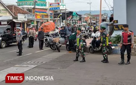 Polresta Banyuwangi Optimalkan Pengamanan dan Pengaturan Arus Mudik Lebaran di Pelabuhan Ketapang