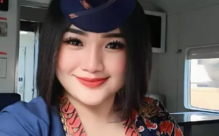 Intip Kehidupan Pramugari Kereta Api Chinta Tiffani dan Dedikasinya dalam Memberikan Layanan Terbaik