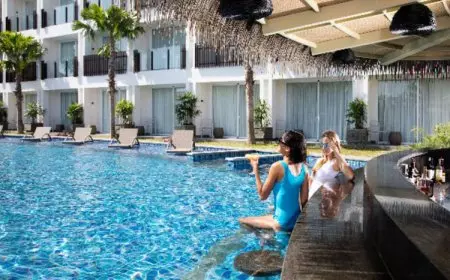 Rayakan Senja Bali di Sundowner Party: Arak Bali, DJ Live, dan Suasana Tropis di Fairfield by Marriott Bali Legian