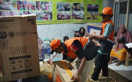 Lalamove Bersama Mitra Driver Membuktikan Kepeduliannya Terhadap Lansia Melalui Program ‘ElderCare on the MOVE’