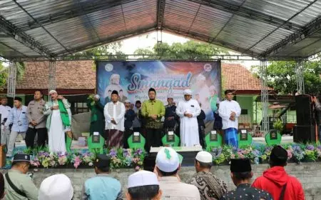 Wabup Fahmi Hadiri SMAN 1 Gading Bersholawat Bersama Majelis Hasbana