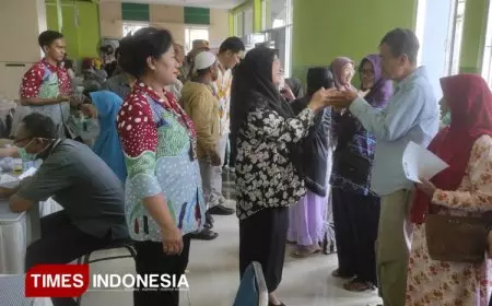 Bupati Banjarnegara: Operasi Katarak Gratis Membantu Warga Kurang Mampu