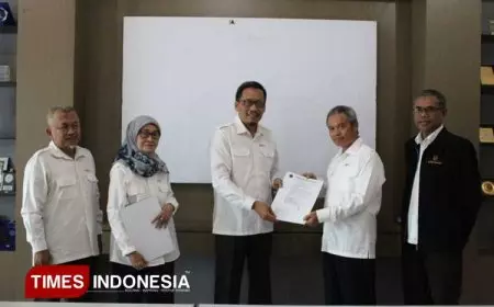Prof. Dr. Ir. Aji Suraji, ST, M.Sc.,IPU.,M.Eng Diangkat jadi Direktur Pascasarjana UWG Malang