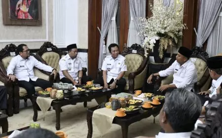 Pemkab Situbondo Studi Referensi ke  Bondowoso Soal Penyelenggaraan Pendidikan Tinggi Negeri