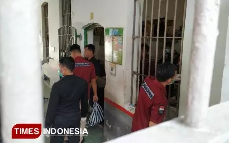 Seluruh Sel Lapas Kediri Digeledah, Senjata Tajam Rakitan Sampai Cermin Kaca Diamankan