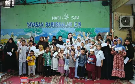 Gandeng Model Karen Nijsen, Kalimelk Salurkan 1.000 Susu Gratis di Yayasan Babussalam