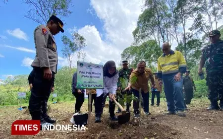 Bupati Banyuwangi Puji PT Bumi Suksesindo, Jadi Inisiator Rehabilitasi Lahan Kritis
