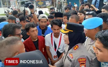 Dengan Pendekatan Humanis, Kapolres Ternate Redam Demonstrasi Mahasiswa dengan Bijaksana