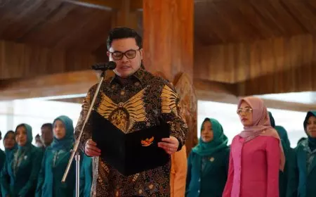 Bupati Kediri Kukuhkan Pengurus dan Kader PKK, Ini Yang Disampaikan Bupati