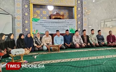 Dosen Dan Mahasiswa Unisma Malang Gelar Pengabdian Melalui Inovasi dan Edukasi Pengelolaan Sampah di Ponpes Darul Mujtaba