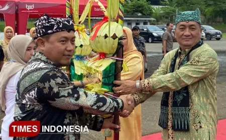Tandai Awal Musim Giling 2025, PG Glenmore Banyuwangi Gelar Tradisi Tebu Manten