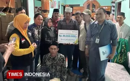 BPJS Ketenagakerjaan Jember Serahkan Santunan ke Keluarga PMI yang Meninggal di Korsel