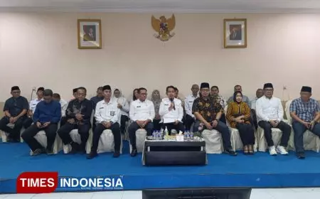 Bupati Jember Fawait akan Bangun Area Food Street di Alun-alun di Akhir 2025