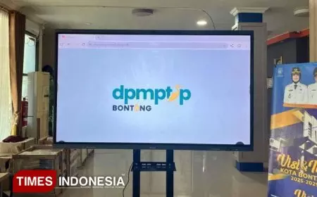 Tingkatkan Kualitas Pelayanan Publik, DPMPTS Bontang Hadirkan Videotron di Kantor