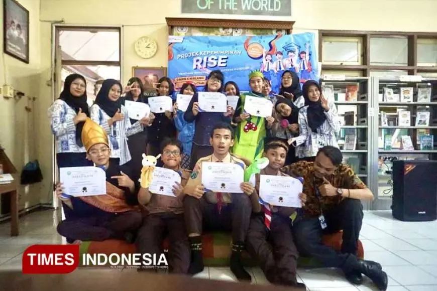 RISE (Reaching Improvement and Success in English) PPG UNISMA Hadir di SMPN 5 Malang