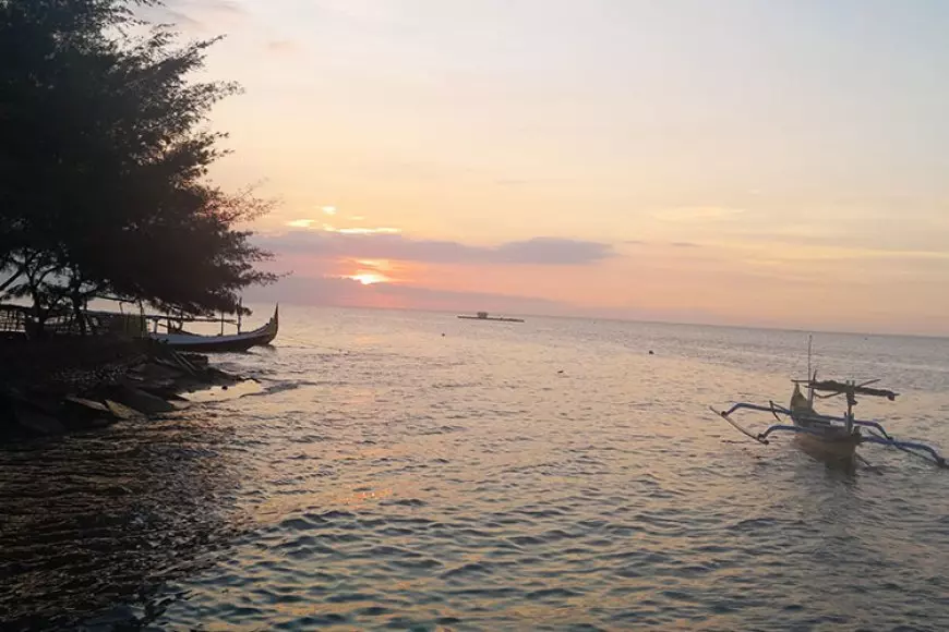 Romantisme Senja di Grand Pathek Situbondo: Keindahan Alam yang Menenangkan Hati