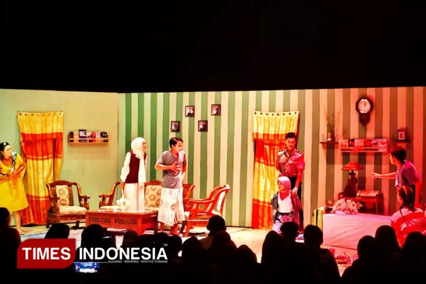 Siswa SMAN 1 Grati Gelar Uji Pentas Teater Lingkar Temu Karya