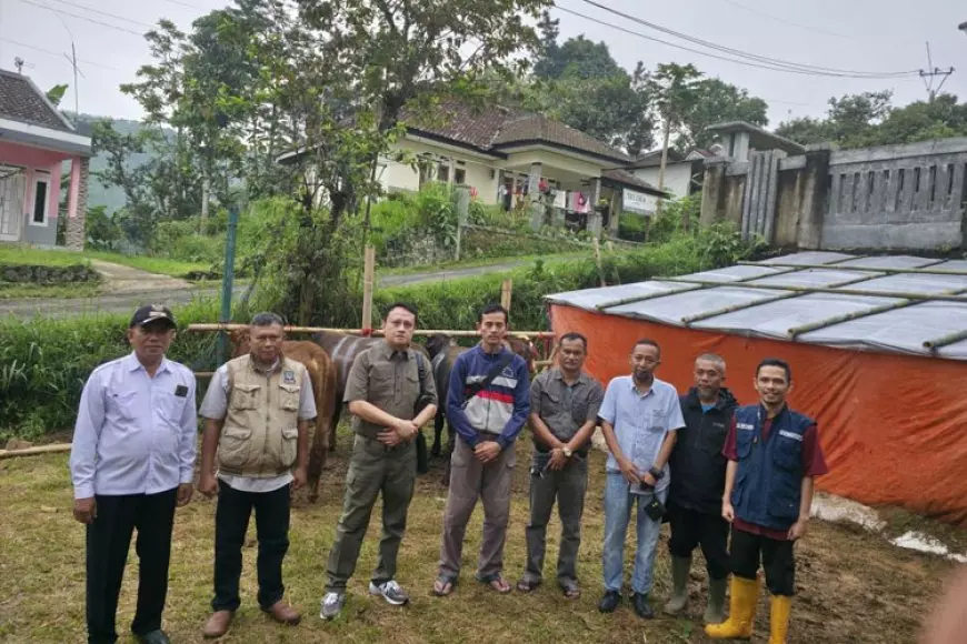 PT Berkat Cawan Energi Serahkan 7 Hewan Kurban untuk Warga Sukabumi, Wujud Apresiasi dan Kepedulian Sosial di Momen Idul Adha 2025