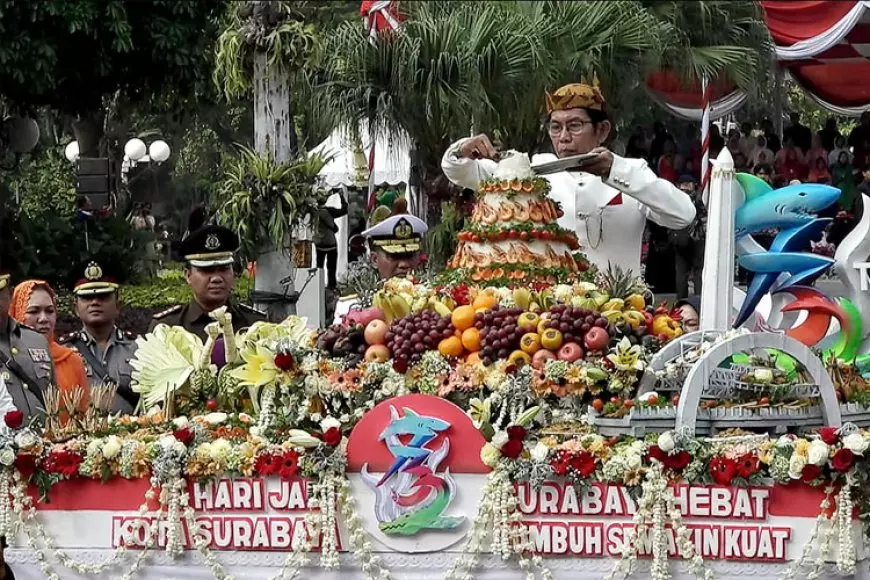 Refleksi HJKS ke-732: Ketua DPRD Surabaya Dorong Percepatan Pembangunan yang Merata