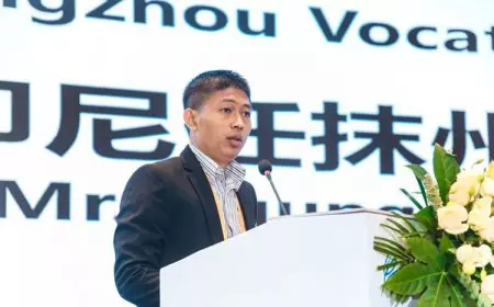 Tingkatkan Kemampuan Hadapi Dunia Kerja Global, Siswa SMKN 1 Jember Dapat Pelatihan ESP