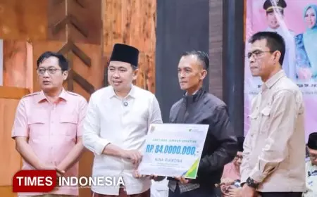 Bupati Jember Fawait dan BPJS Ketenagakerjaan Serahkan Klaim Kematian ke 7 Ahli Waris di Silo