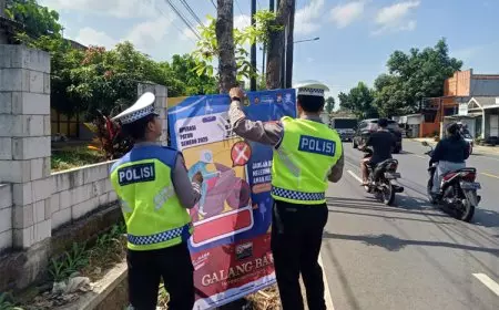 Satlantas Polres Malang Pasang Rambu dan Peringatan di Jalur Rawan Laka Lantas