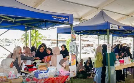 Dari Bumbu Instan hingga Skincare, Inovasi Mahasiswa UNUJA Tarik Minat Pengunjung Showcase