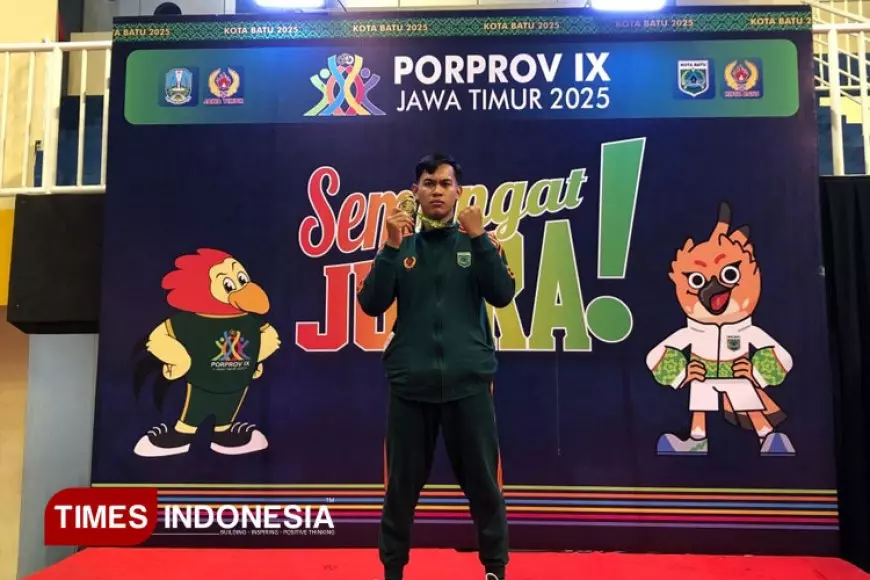 Mahasiswa Ilmu Hukum UNISMA, Rizky Putra Ardiansyah, Raih Medali Emas Sambo Sport di PORPROV IX Jatim 2025