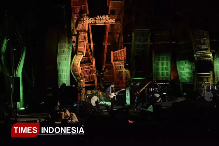 Malam Syahdu Jazz Gunung 2025, Musik Jazz Prancis Menyatu dengan Dingin Bromo