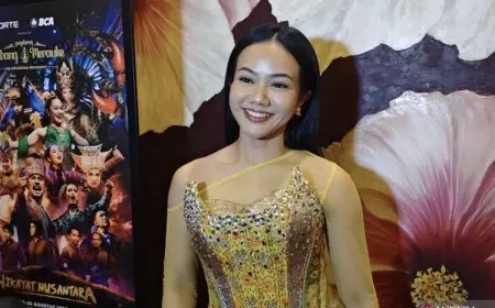 Yura Yunita Terbangkan Penonton dari Atas Makhluk Raksasa