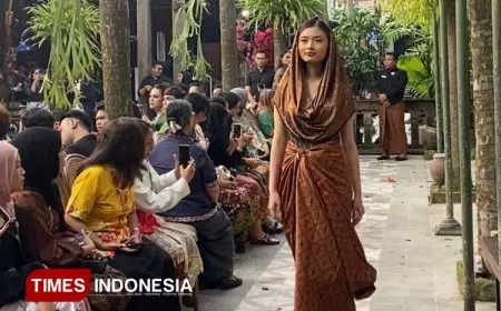 Hotel Tugu Malang & Rezawu Atelier Persembahkan “Sejiwa Merajut Era”