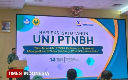 Penasihat Khusus Presiden Indonesia Apresiasi Kepemimpinan Rektor dalam Peringatan Satu Tahun UNJ PTNBH