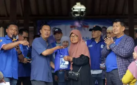 Peringati HUT ke&#45;27, DPW PAN DIY Salurkan 2.700 Paket Bantuan Pangan untuk Warga